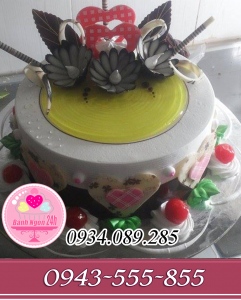 Bánh tròn trang trí mứt dứa hoa lá socola đẹp nhất