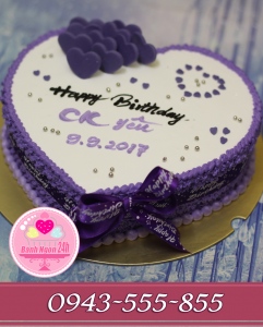 Bánh trái tim tím tặng người yêu