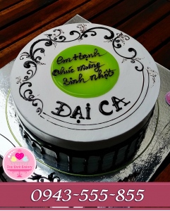 bánh kem vẽ hoa văn mừng sinh nhật đại ca