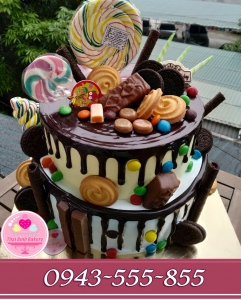 bánh kem dripcake 2 tầng sô cô la tặng con yêu