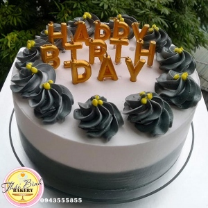 bánh kem cắm nến happy birthday