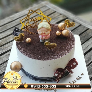 Bánh kem đơn giản phủ cacao mừng sinh nhật bà