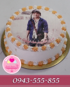 Bánh in ảnh anh thợ công trường đẹp zai