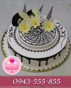 bánh kem nghệ thuật sô cô la hoa đồng tiền